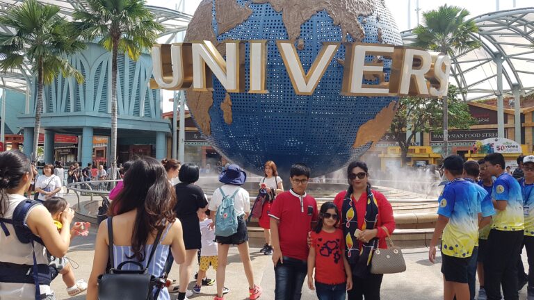 Singapore universal